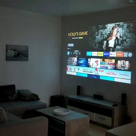 Easystay#4 Home Cinema Ferienwohnung In Kliniknaehe Mit Balkon, Boxspringbett & Netflix Bad Oeynhausen Extérieur photo